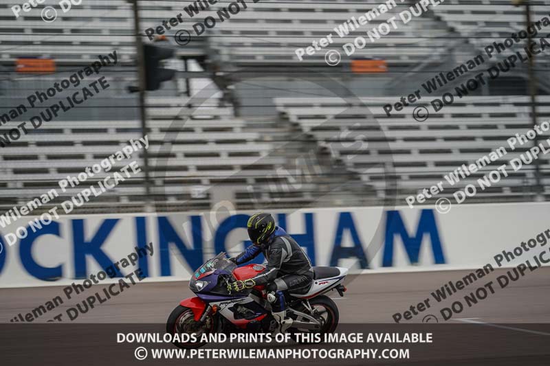 Rockingham no limits trackday;enduro digital images;event digital images;eventdigitalimages;no limits trackdays;peter wileman photography;racing digital images;rockingham raceway northamptonshire;rockingham trackday photographs;trackday digital images;trackday photos